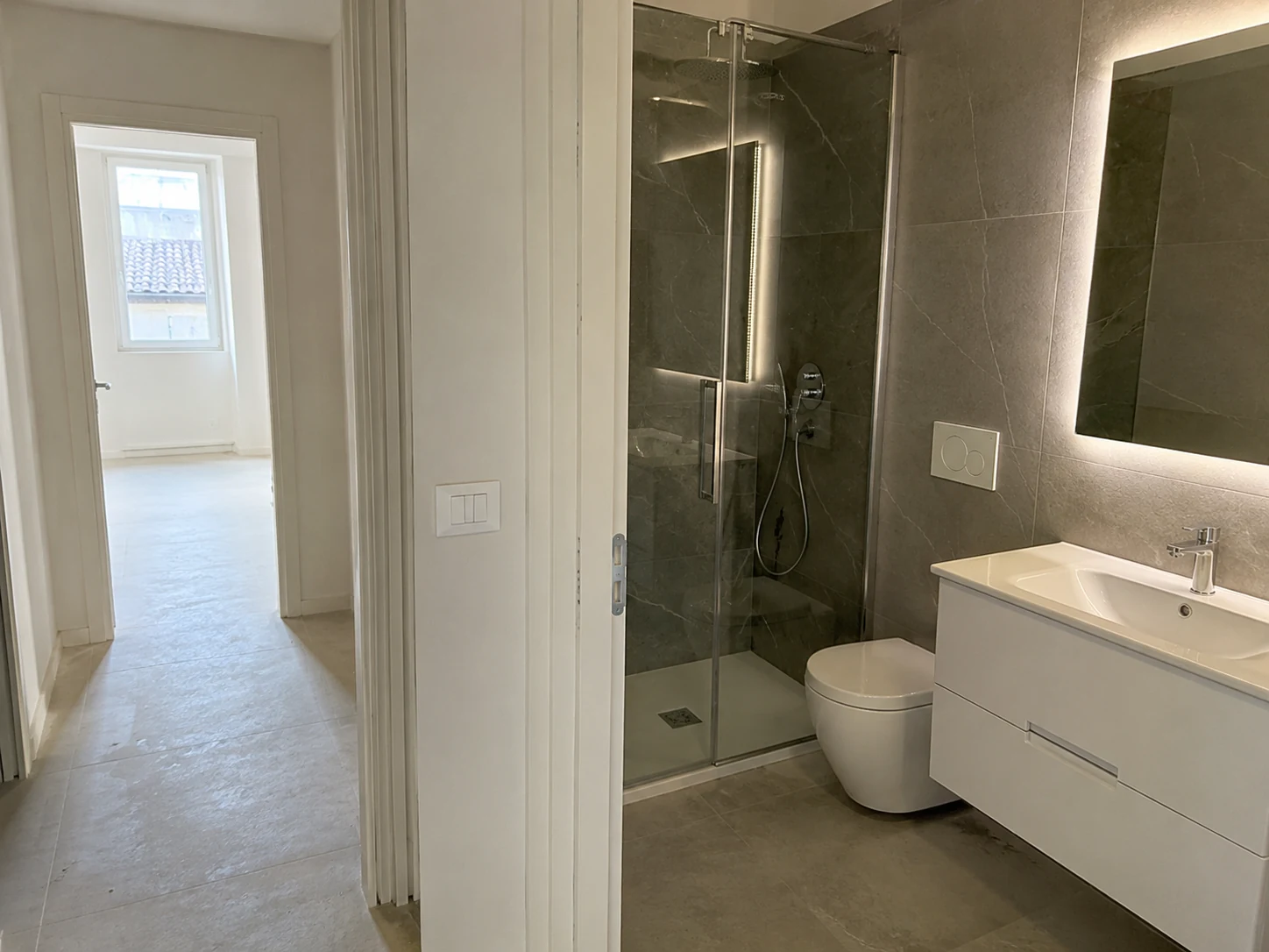 Bagno e disimpegno ultimati